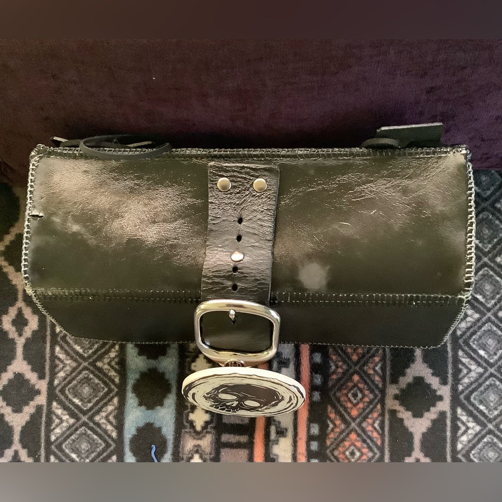 Motorcycle handle-bar/tool Bag 
(Handcrafted/Recycled Leather) - Picture 8 of 9